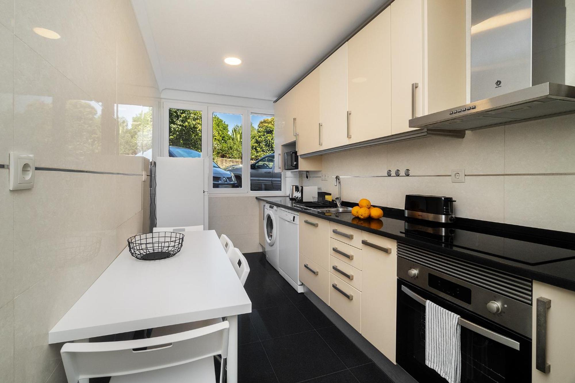 Whome Peaceful Alges Family Home Away From City Noise Exterior foto